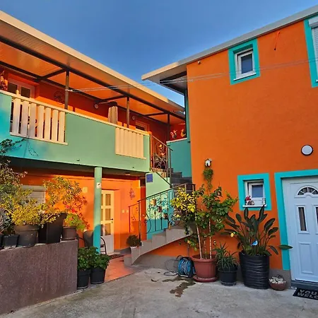 Mexicana Pink Apartment *