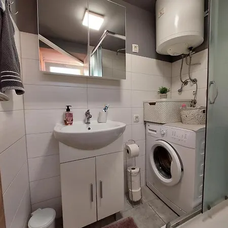 Mexicana Pink Apartment