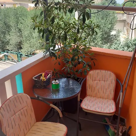 Mexicana Pink Apartment